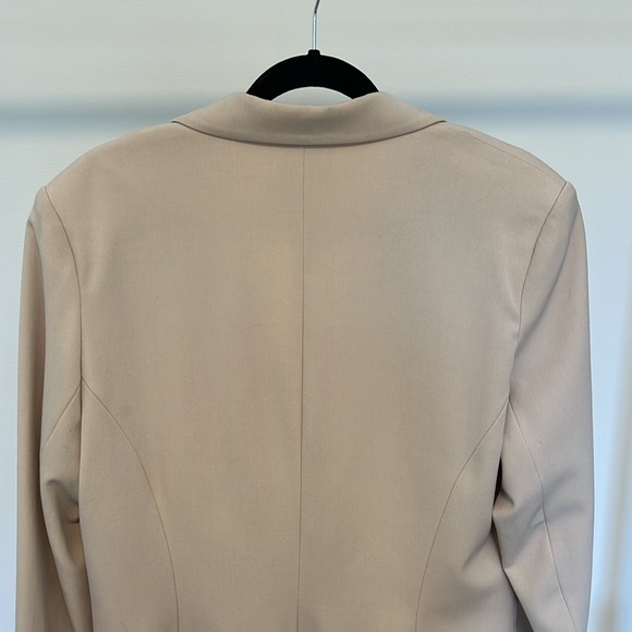 Tyler Blazer - Picture 8 of 11